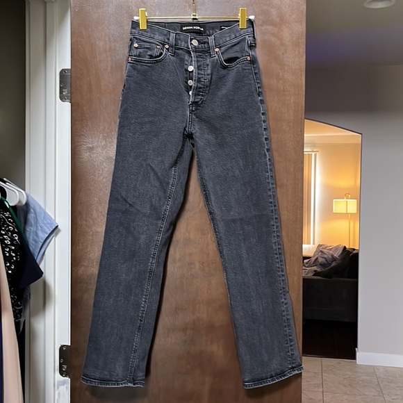 Aritzia Denim Forum Black Arlo High Rise Straight Jeans 28L - Picture 2 of 6